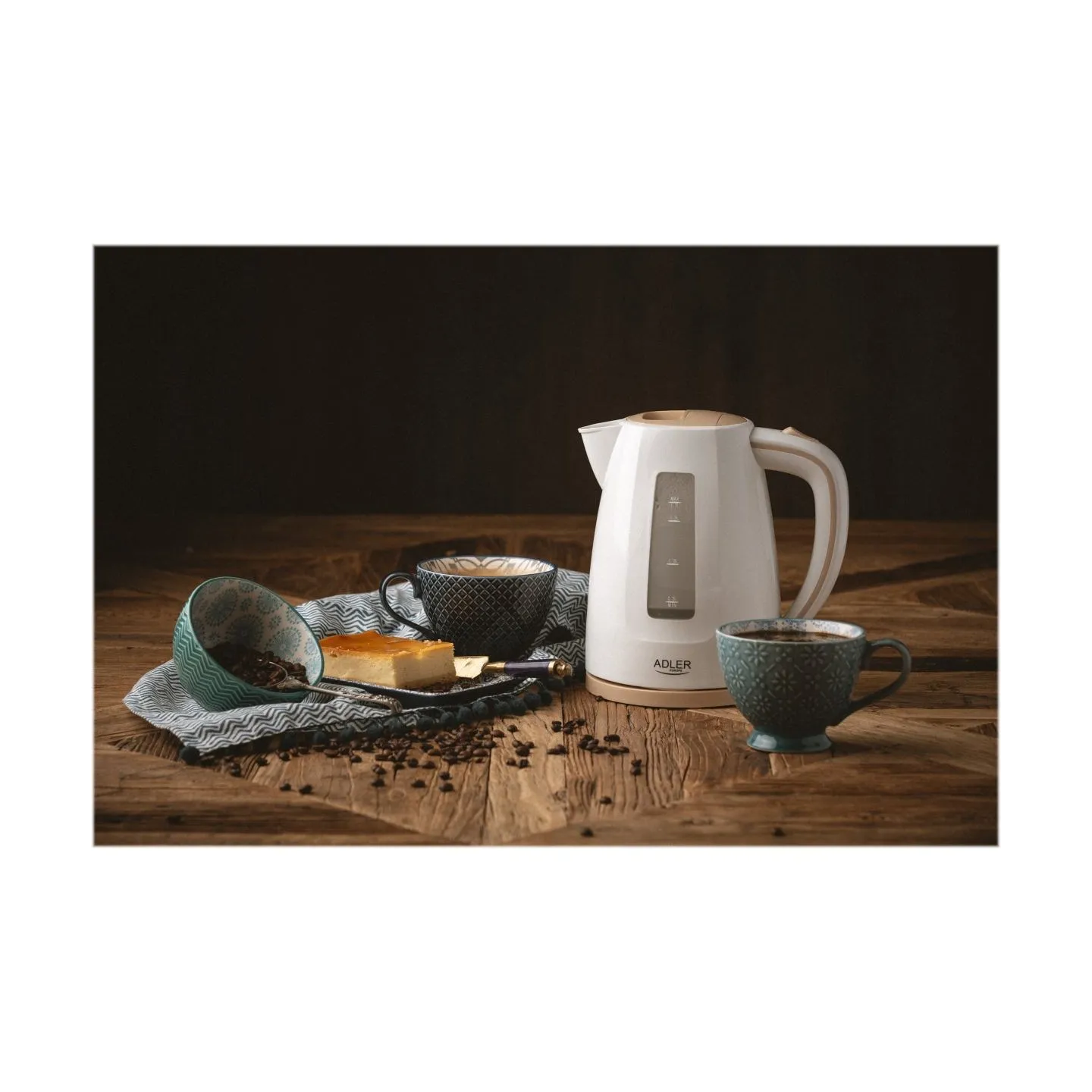Adler | Kettle | AD 1264 | Standard | 2200 W | 1.7 L | Plastic | 360° rotational base | White