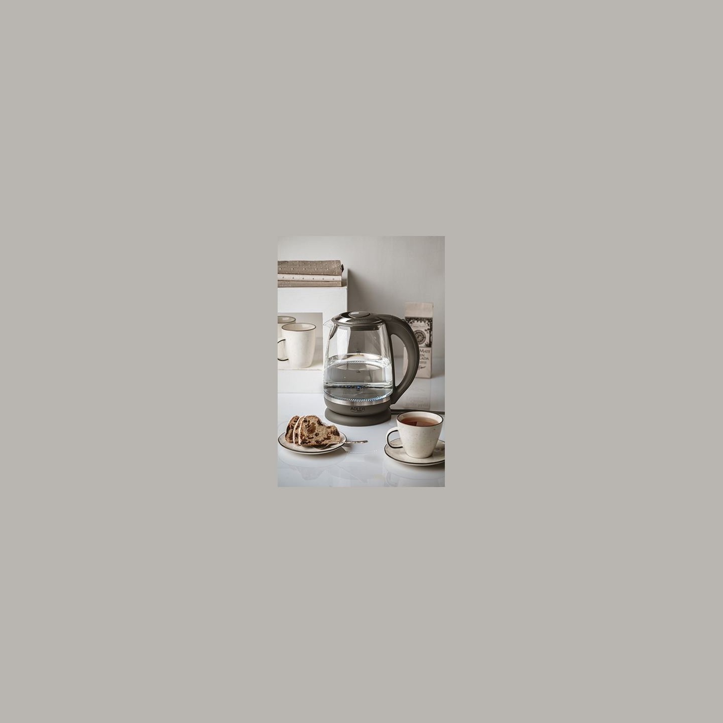 Adler | Kettle | AD 1286 | Standard | 2200 W | 2 L | Plastic/Glass | 360° rotational base | Grey/ transparent