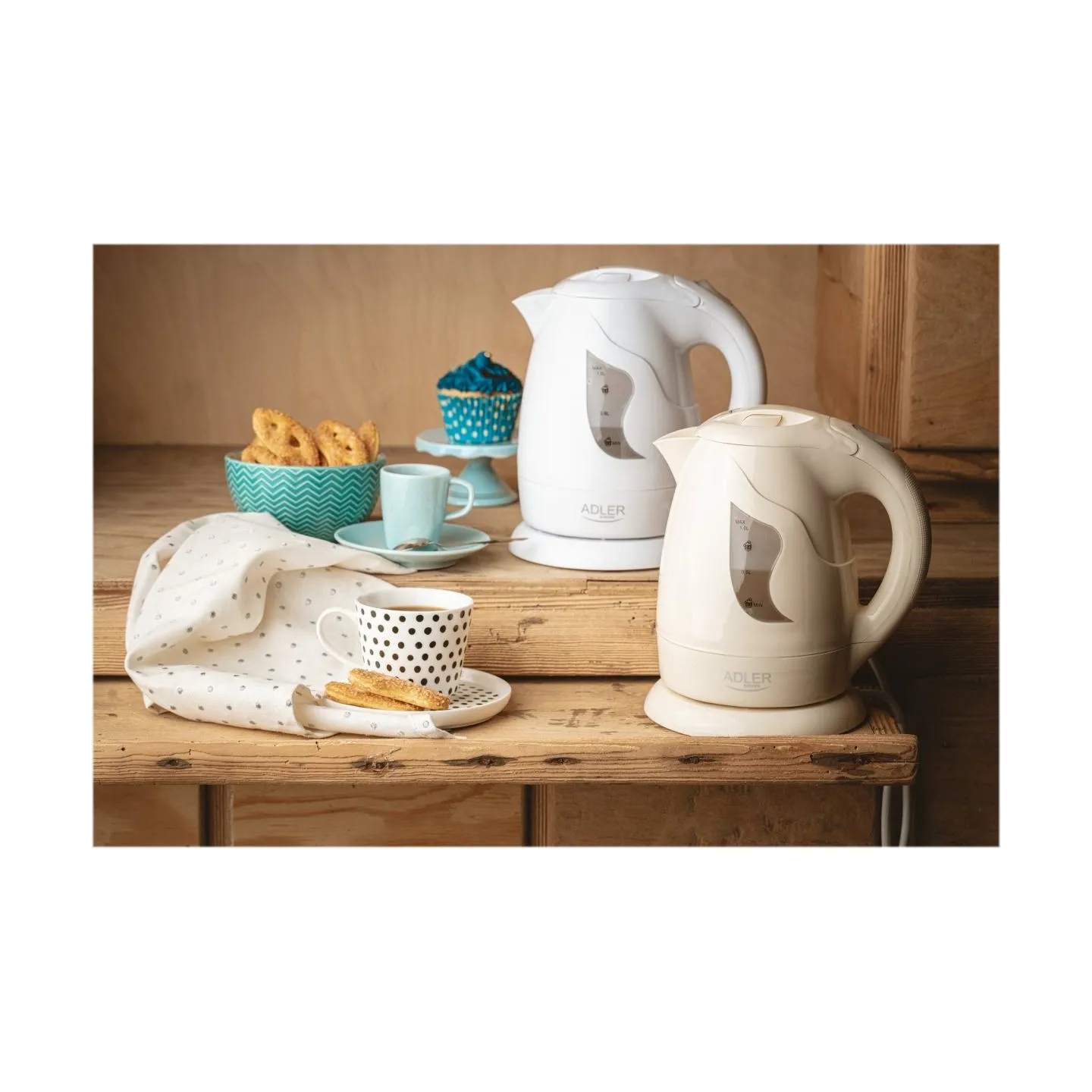Adler | Kettle | AD 08 | Standard | 850 W | 1 L | Plastic | 360° rotational base | White
