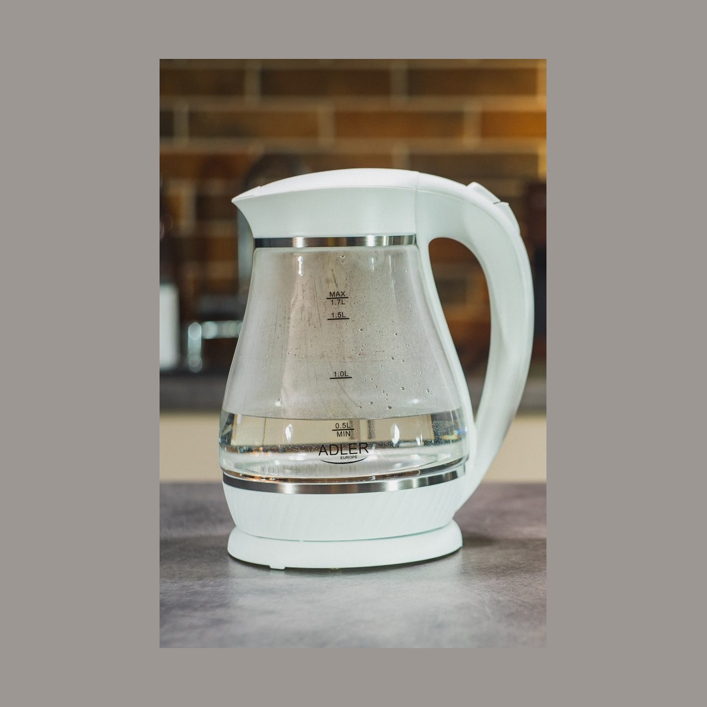 Adler | Kettle | AD 1274 | Electric | 2200 W | 1.7 L | Polypropylene/Glass | 360° rotational base | White