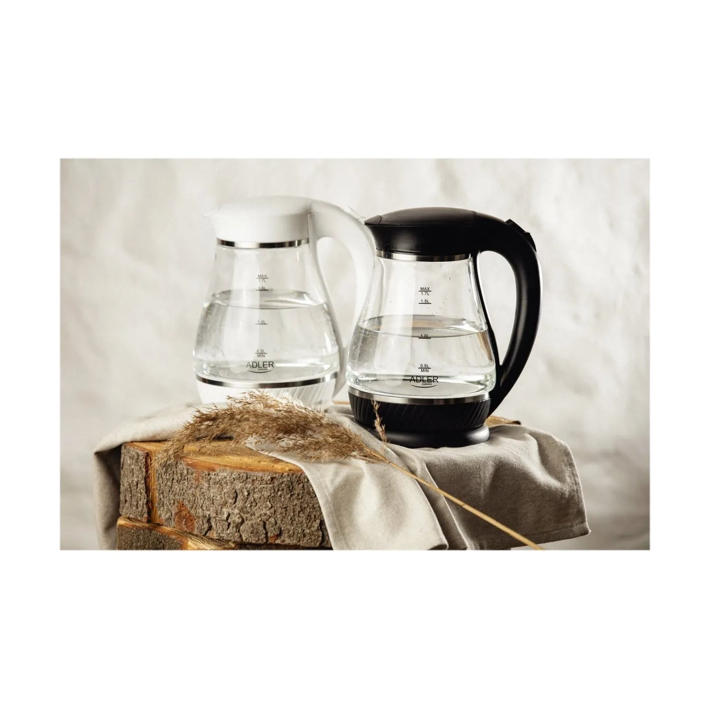 Adler | Kettle | AD 1274 | Standard | 2200 W | 1.7 L | Plastic/Glass | 360° rotational base | Black/ transparent