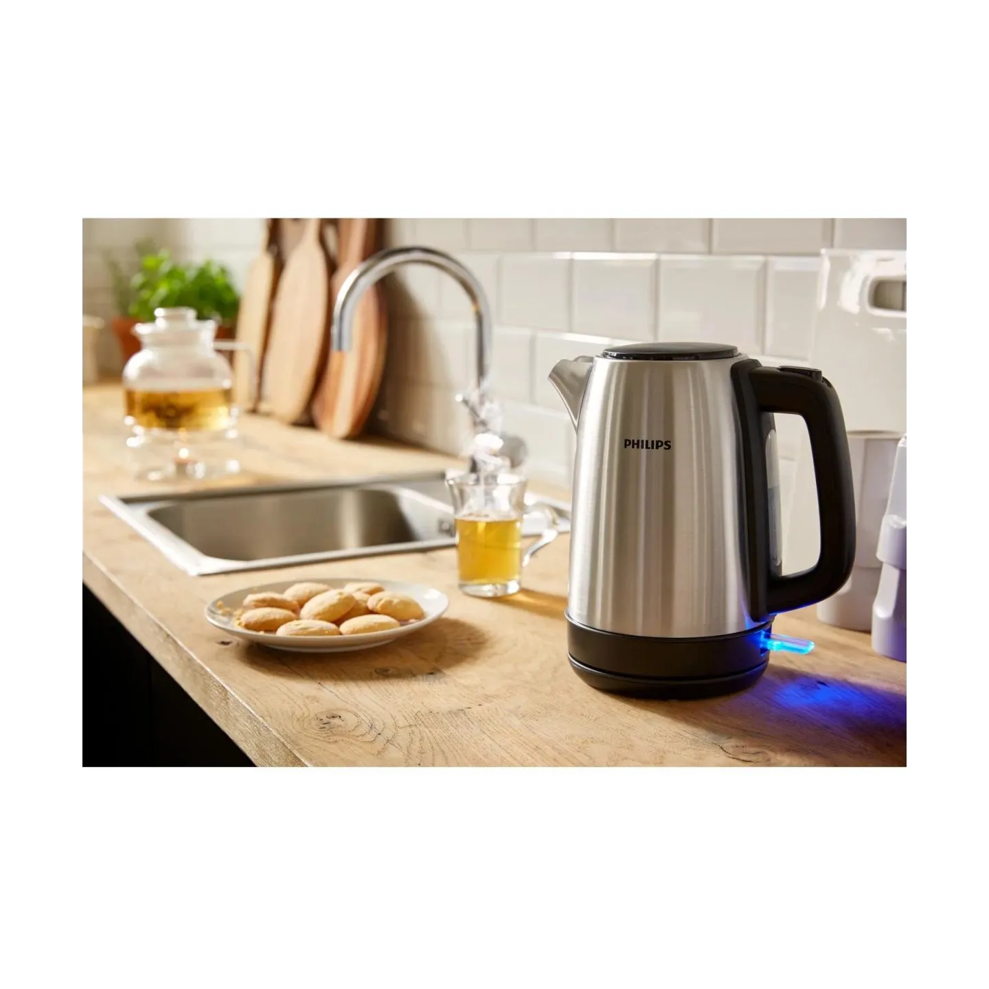 Philips Phlips Daily Collection Kettle HD9350/90, 1,7l, Light indicator, Metal / HD9350/90