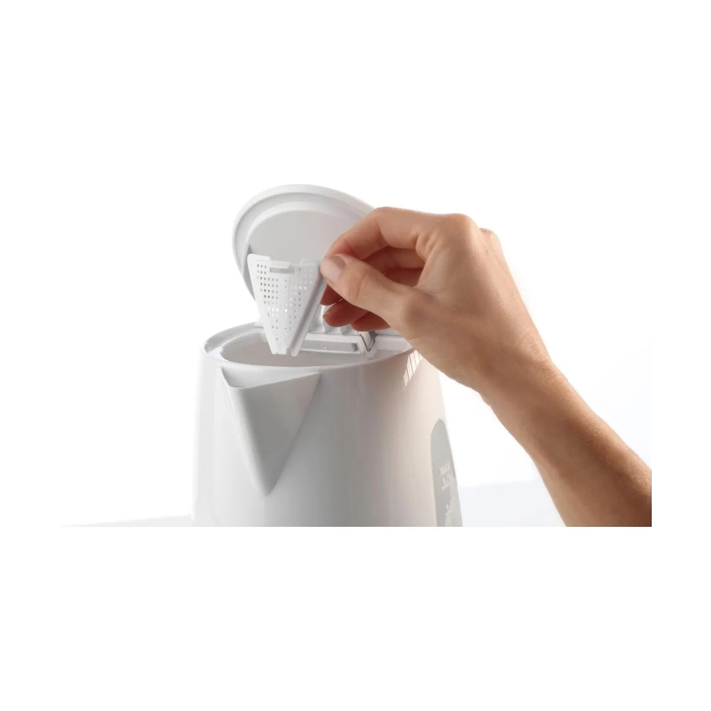 Gorenje | Kettle | K17WE | Electric | 2200 W | 1.7 L | Plastic/Metal | 360° rotational base | White