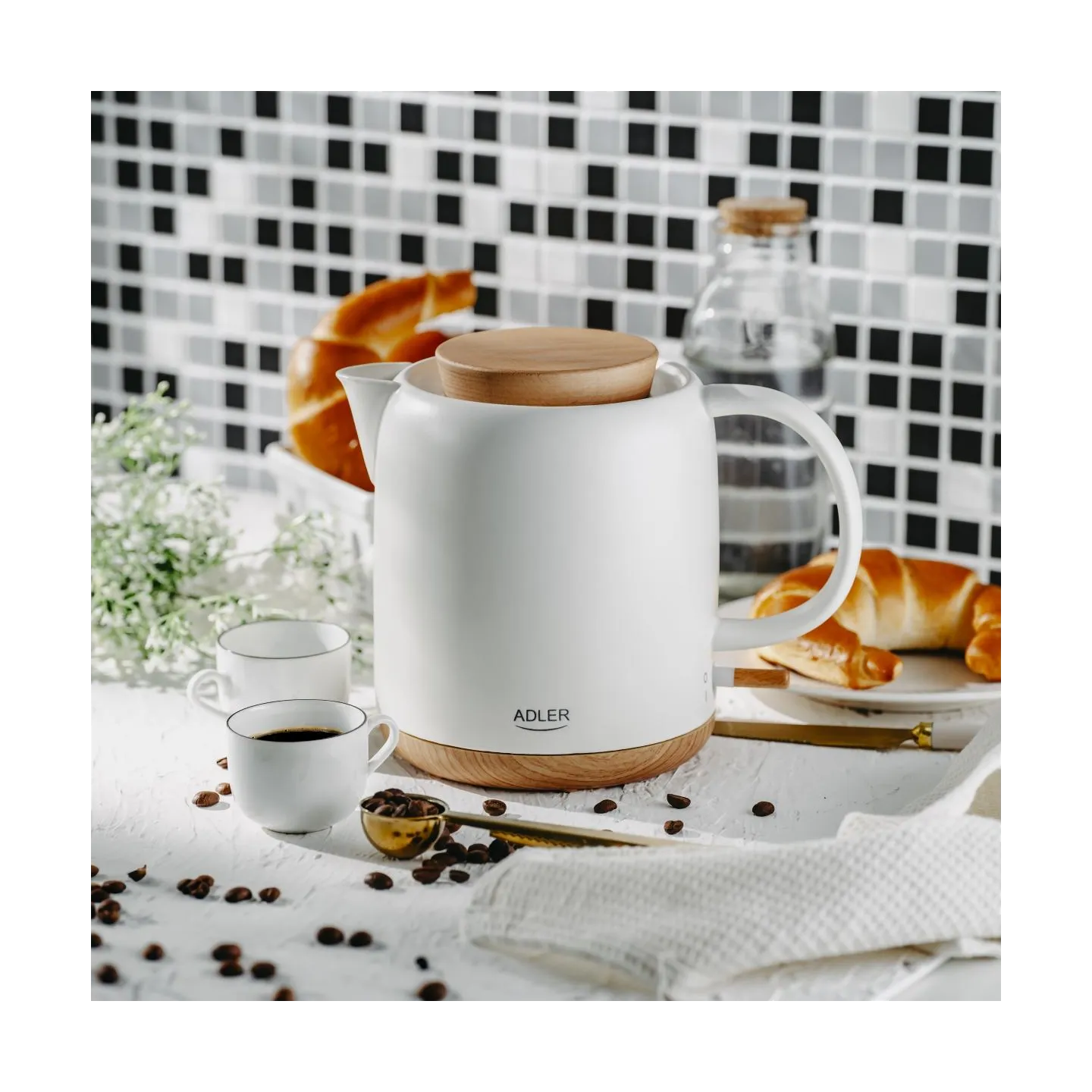 Adler Electric Kettle | AD 1304 | Electric | 1200 W | 1 L | Ceramic | 360° rotational base | White