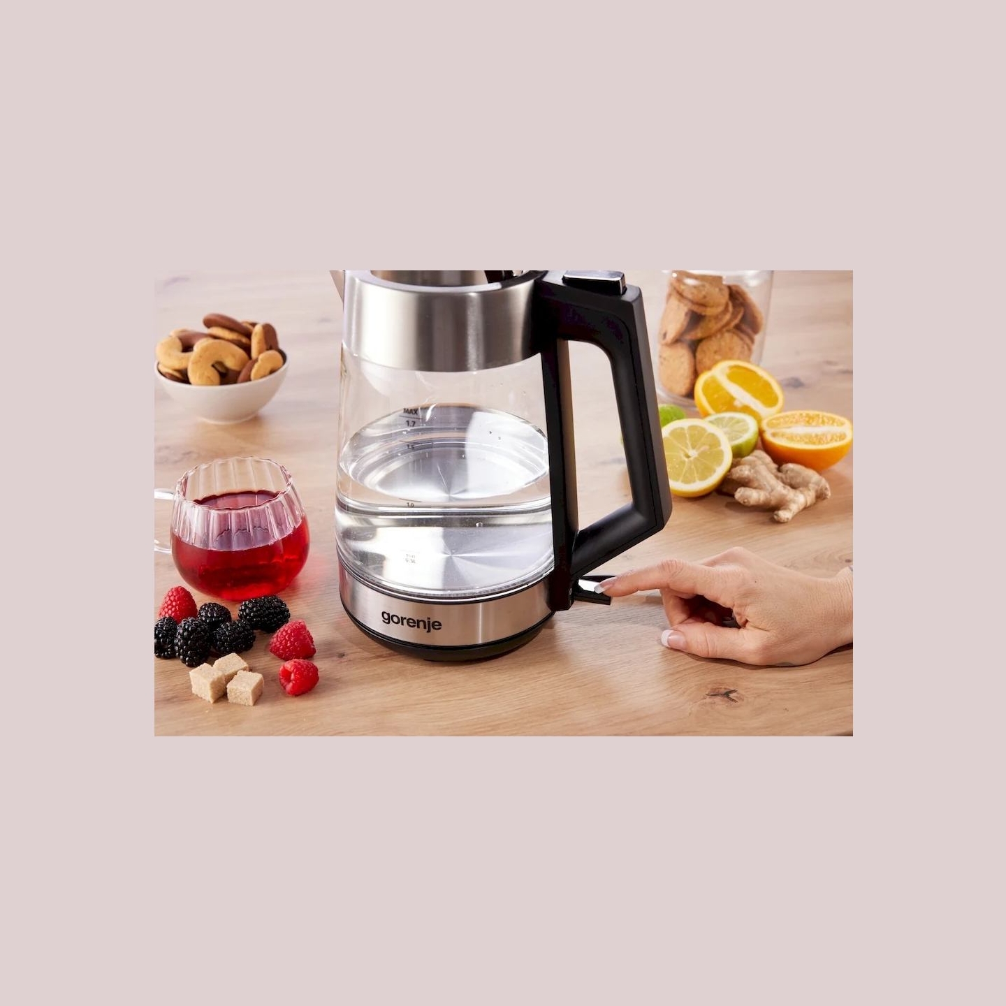 Gorenje K17OGS | Kettle | Electric | 1.7 L | 2200 W | 360° rotational base | Stainless steel/Glass | Stainless steel