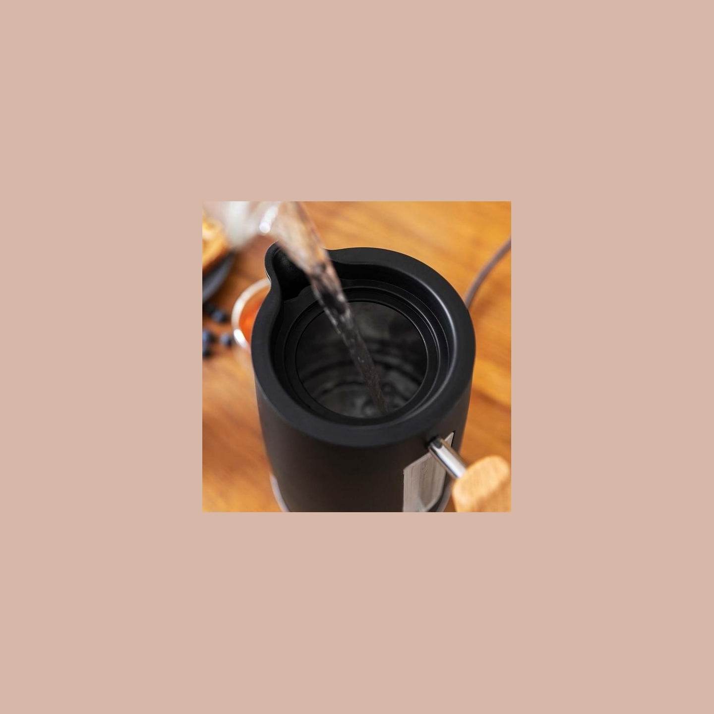 Cecotec Kettle | ThermoSense 400 | Electric | 3000 W | 1.7 L | Stainless steel/BPA | 360° rotational base | Black Woody