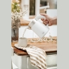 Adler | Kettle | AD 1372 | Electric | 800 W | 0.6 L | Plastic/Stainless steel | 360° rotational base | White