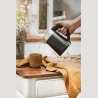 Adler | Kettle | AD 1372 | Electric | 800 W | 0.6 L | Plastic/Stainless steel | 360° rotational base | Black