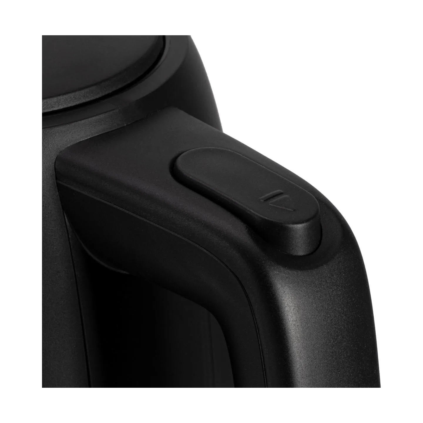 Adler Kettle | AD 1379b | Electric | 2200 W | 1.7 L | Polypropylene | 360° rotational base | Black