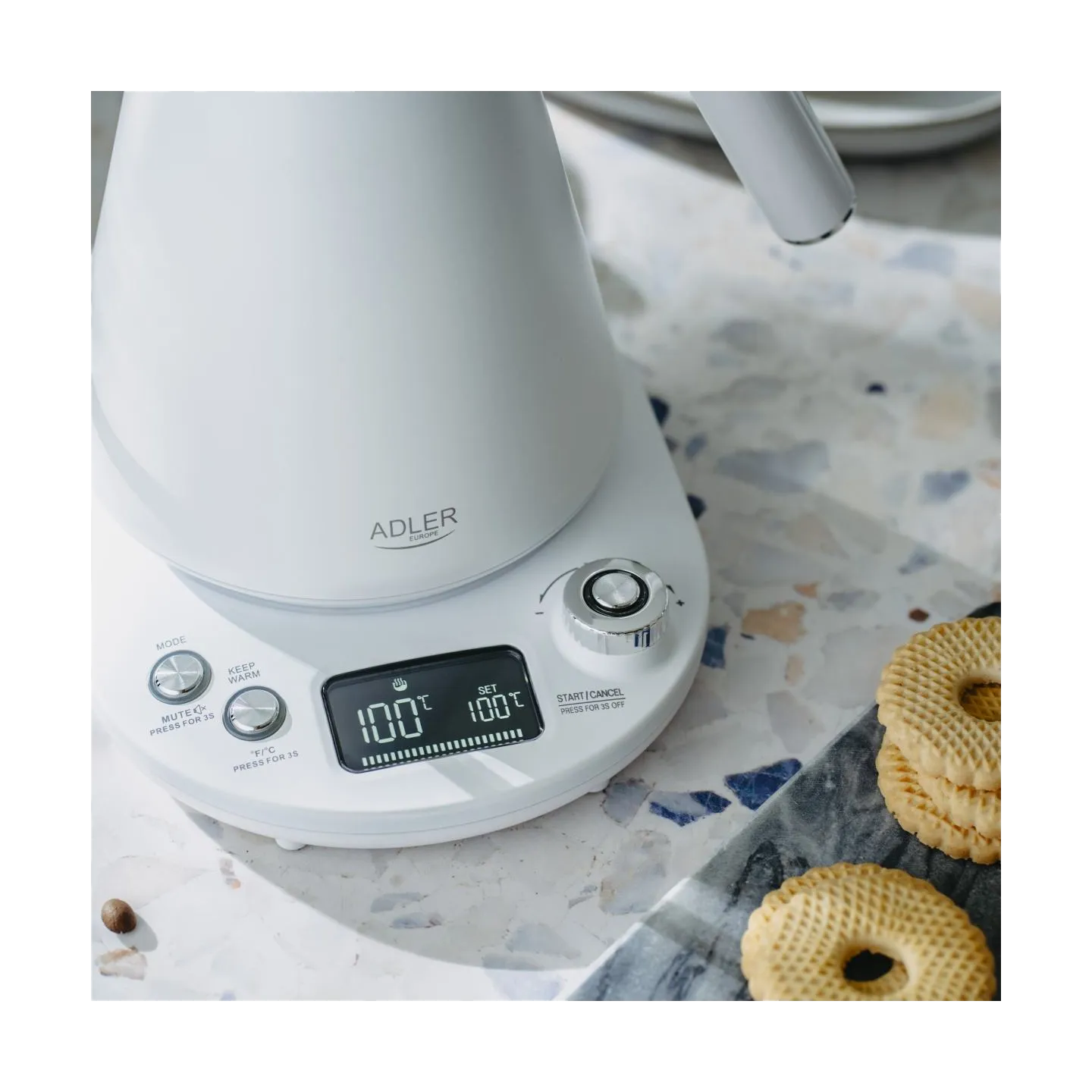 Adler | Kettle | AD 1349w | Electric | 1100 W | 1 L | Stainless Steel | 360° rotational base | White