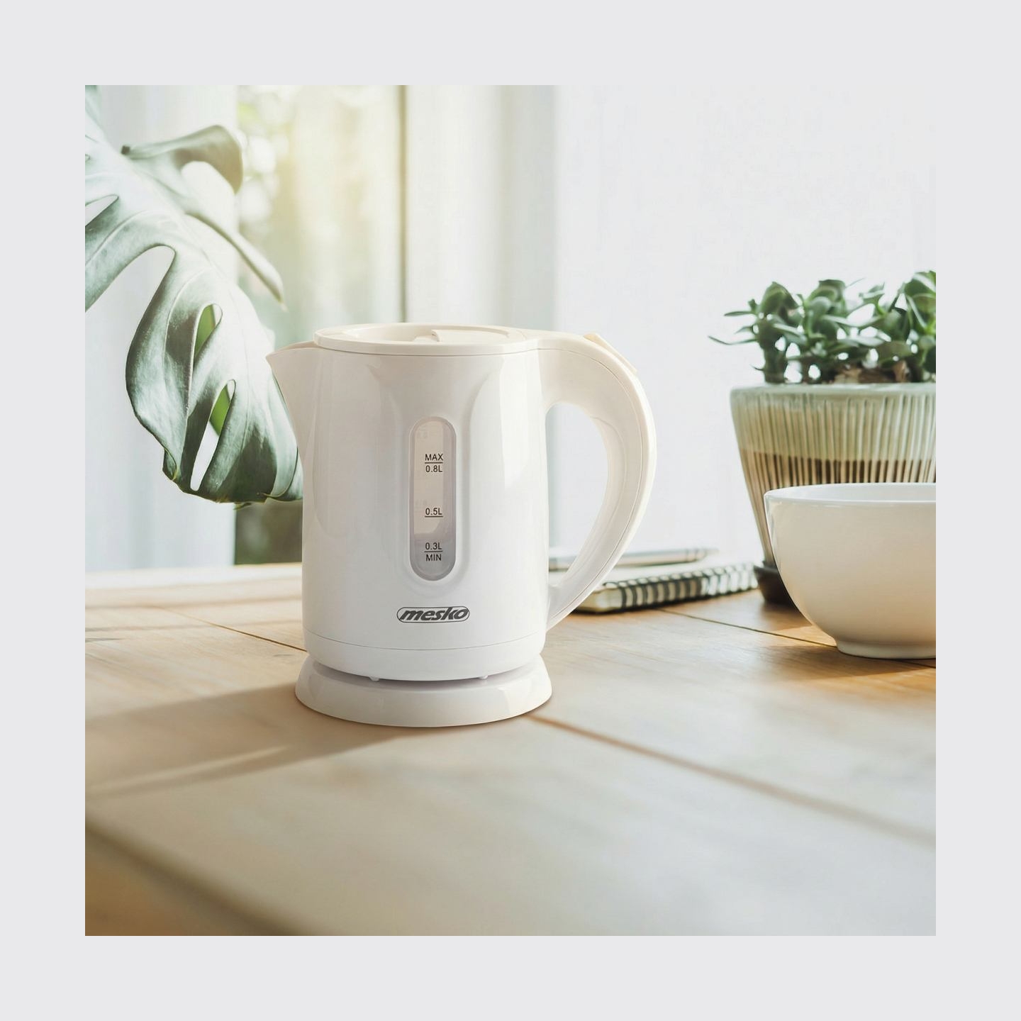Mesko Kettle | MS 1376 | Electric | 850 W | 0.8 L | Plastic | 360° rotational base | White