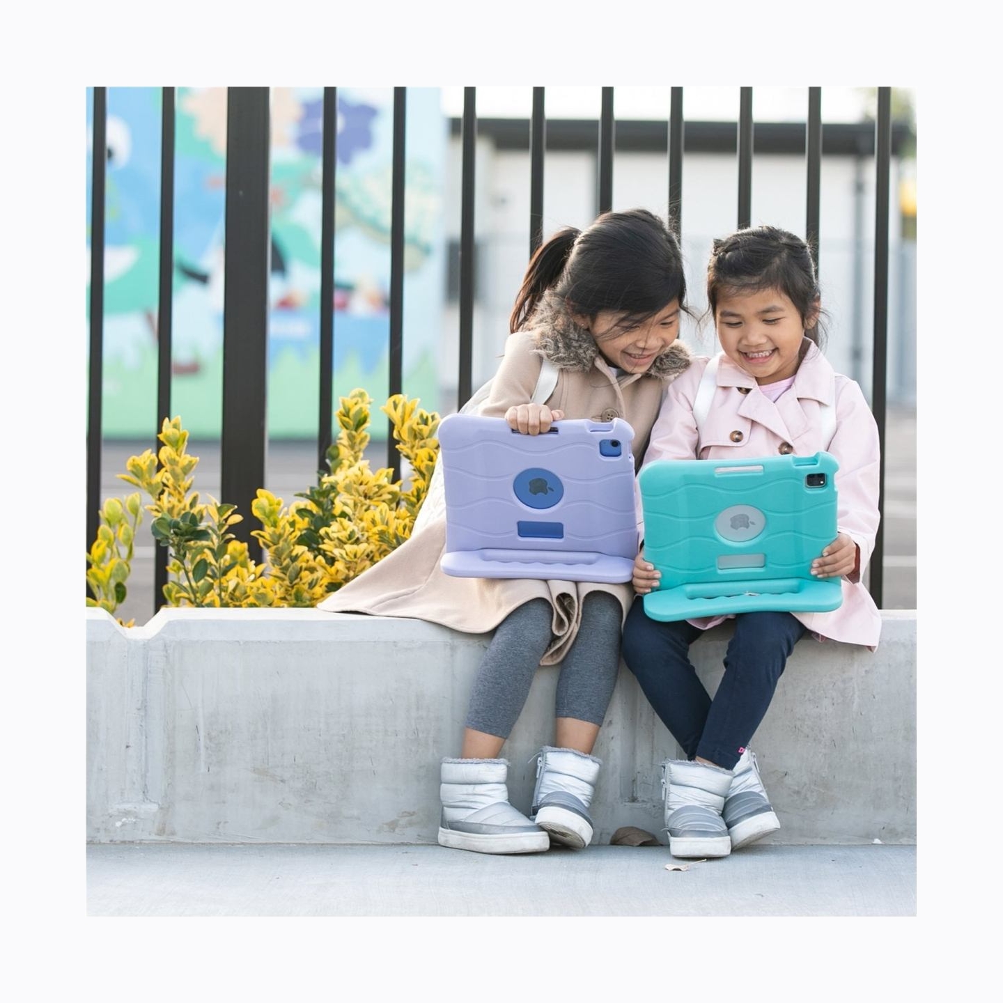 Targus ® KIDS ANTIMICROBIAL CASE FOR IPAD AIR® 11-INCH (M2), IPAD® 10.9-INCH (10TH GEN), IPAD AIR® 10.9-INCH (5TH AND 4TH GEN), 