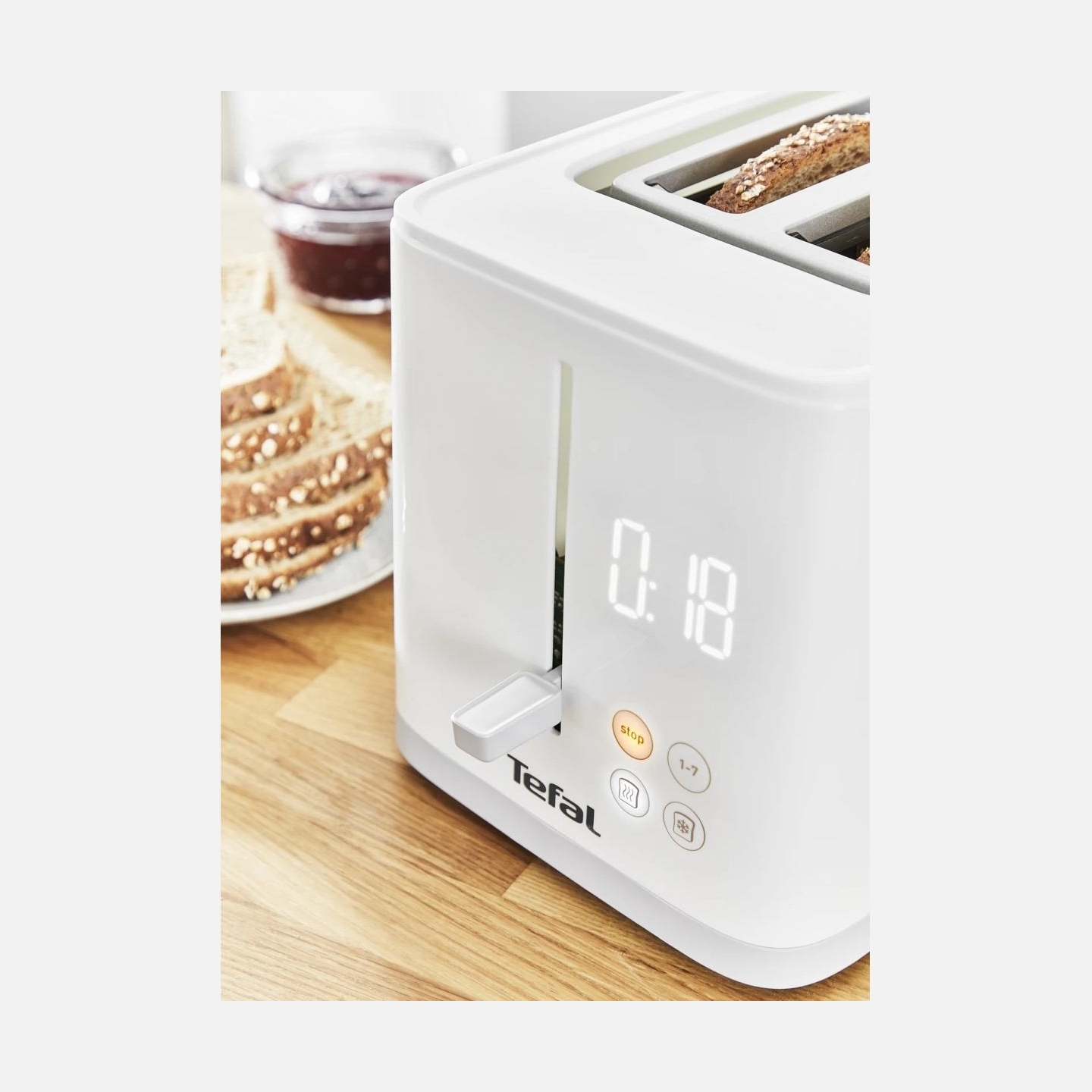 Tefal | Toaster | TT693110 | Power 850 W | Number of slots 2 | Housing material Plastic | White