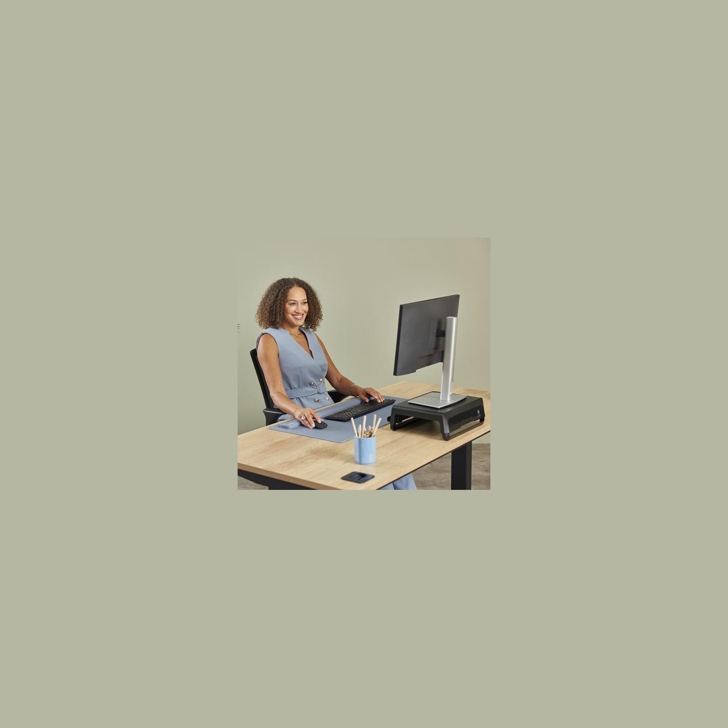 Fellowes | Breyta Palm Wrist Rest | Marine