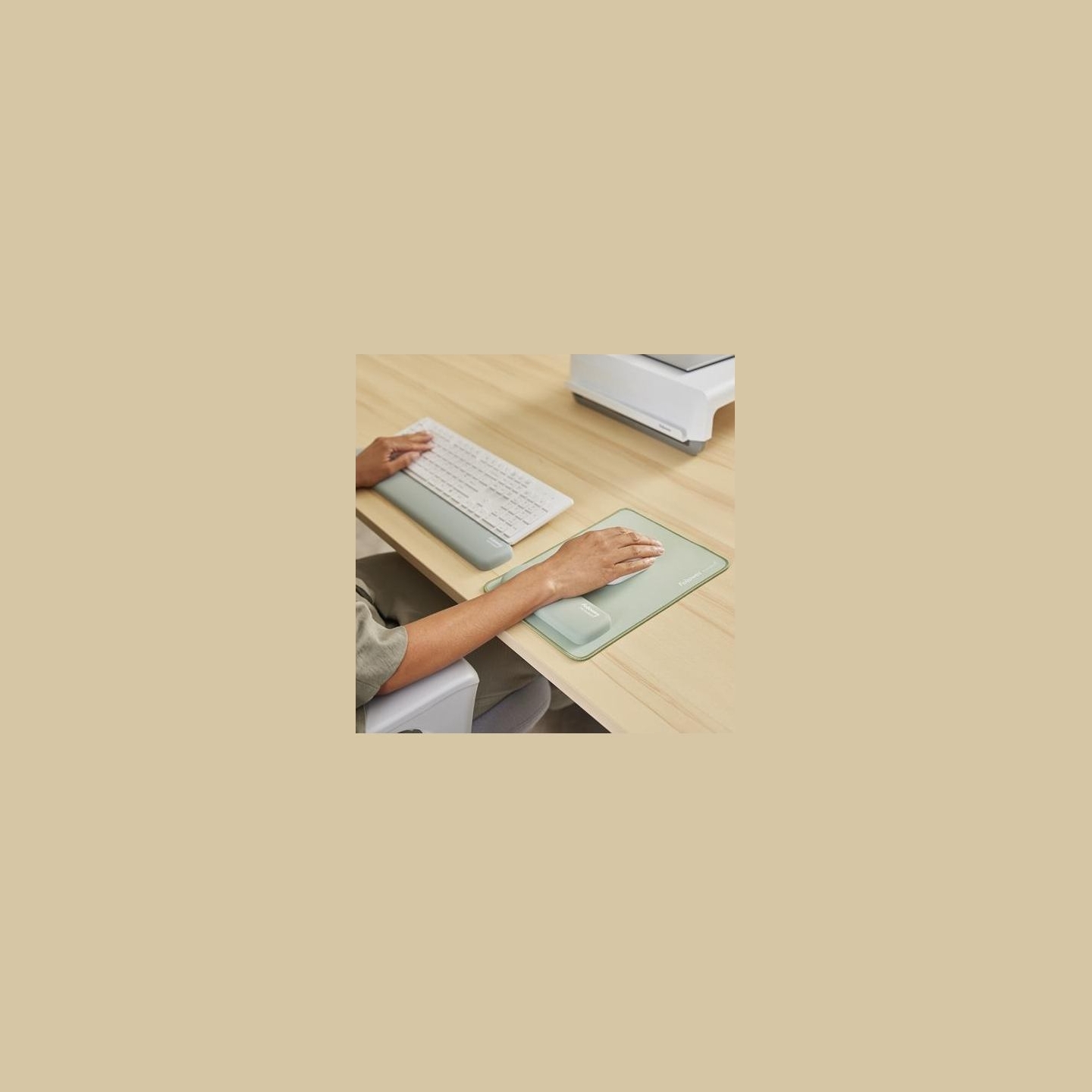 Fellowes | Breyta Palm Wrist Rest | Sage