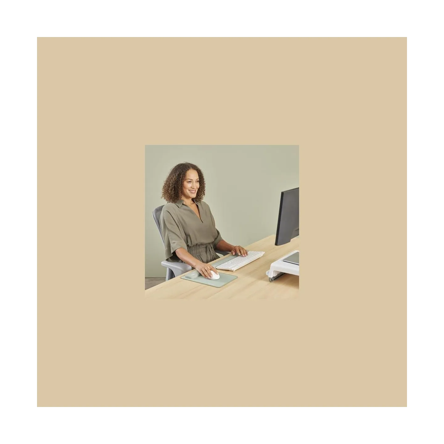 Fellowes | Breyta Palm Wrist Rest | Sage