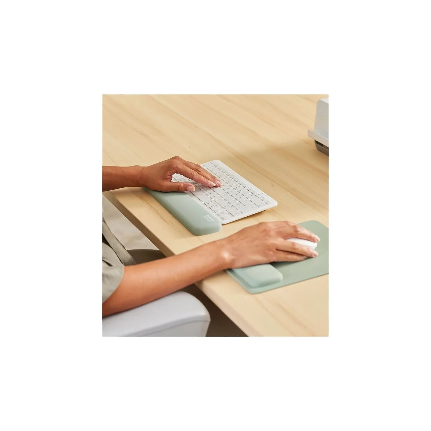 Fellowes | Breyta Compact Keyboard (TKL) Wrist Rest | Sage