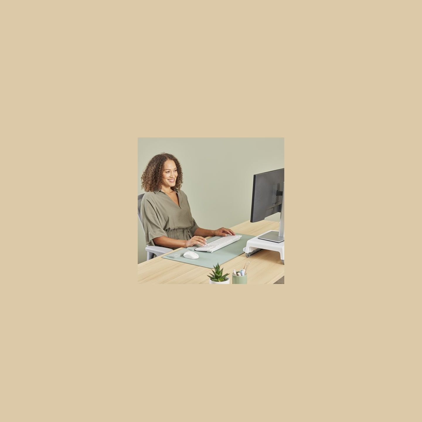 Fellowes | Breyta Keyboard Wrist Rest | Sage