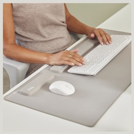 Fellowes | Breyta Keyboard Wrist Rest | Sand