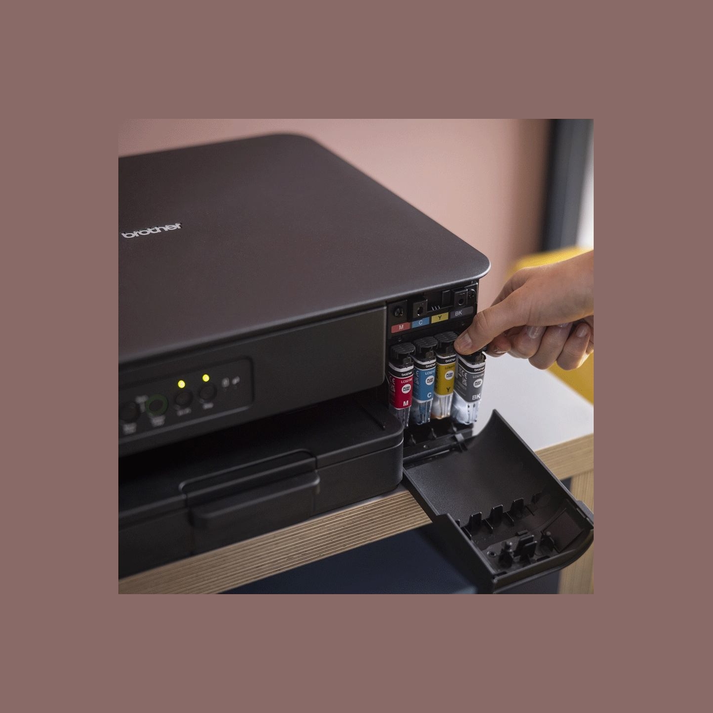 Brother | Multifunctional printer | DCP-J1260W | Inkjet | Colour | 3-in-1 | A4 | Wi-Fi | Black