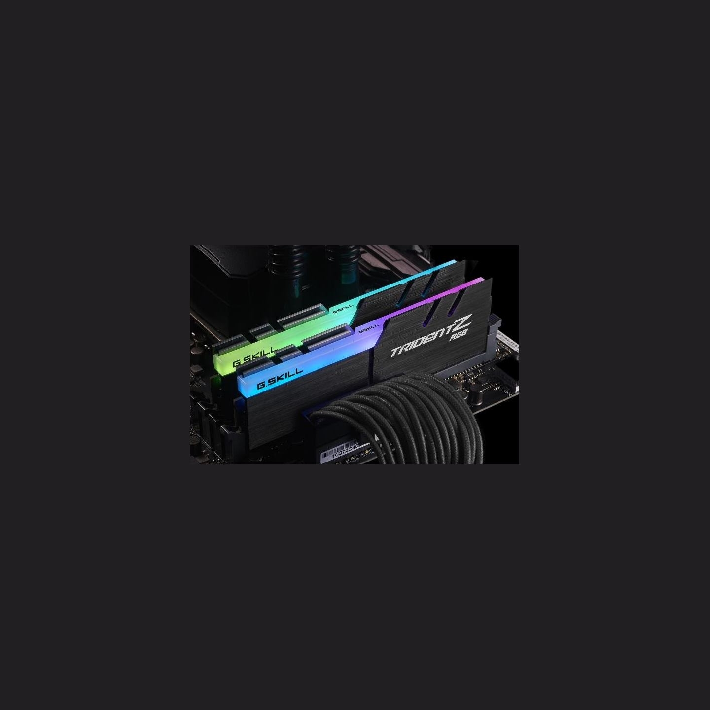 G.skill Memory DDR4 32GB (2x16GB) TridentZ RGB for AMD 3200MHz CL16 XMP2