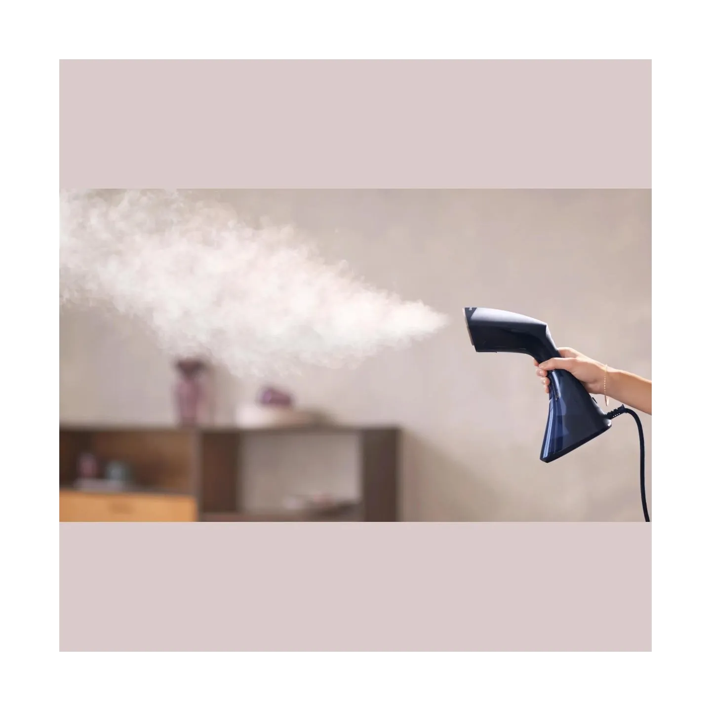Philips 8000 Series Handheld Steamer with brush GC810/20 1600W, 230ml water tank, heated plate,  2-in-1 vertical and horizontal 
