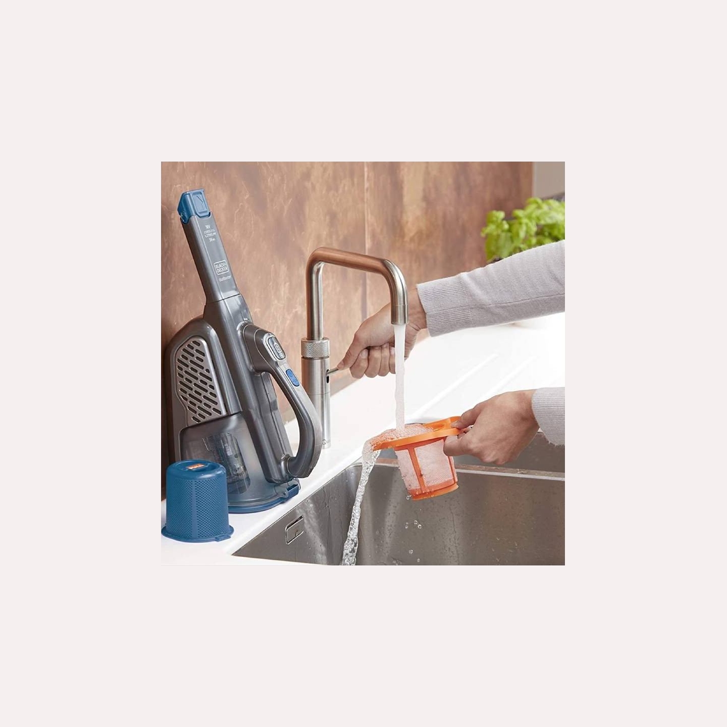 Black & Decker Vacuum Cleaner | BHHV520BF-QW | Cordless operating | Handheld | 18 V | Blue/Gray