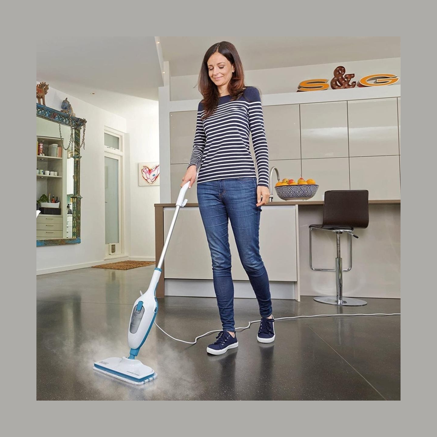Black & Decker | Steam Mop | FSMH13E5-QS | Corded operating | 1300 W | White