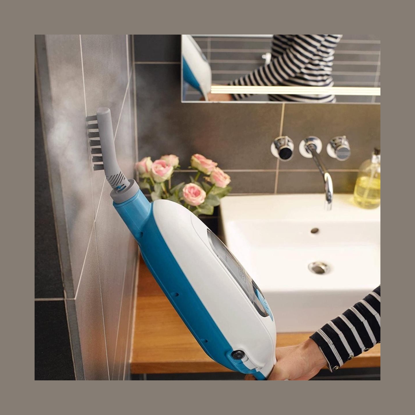 Black & Decker | Steam Mop | FSMH13E5-QS | Corded operating | 1300 W | White