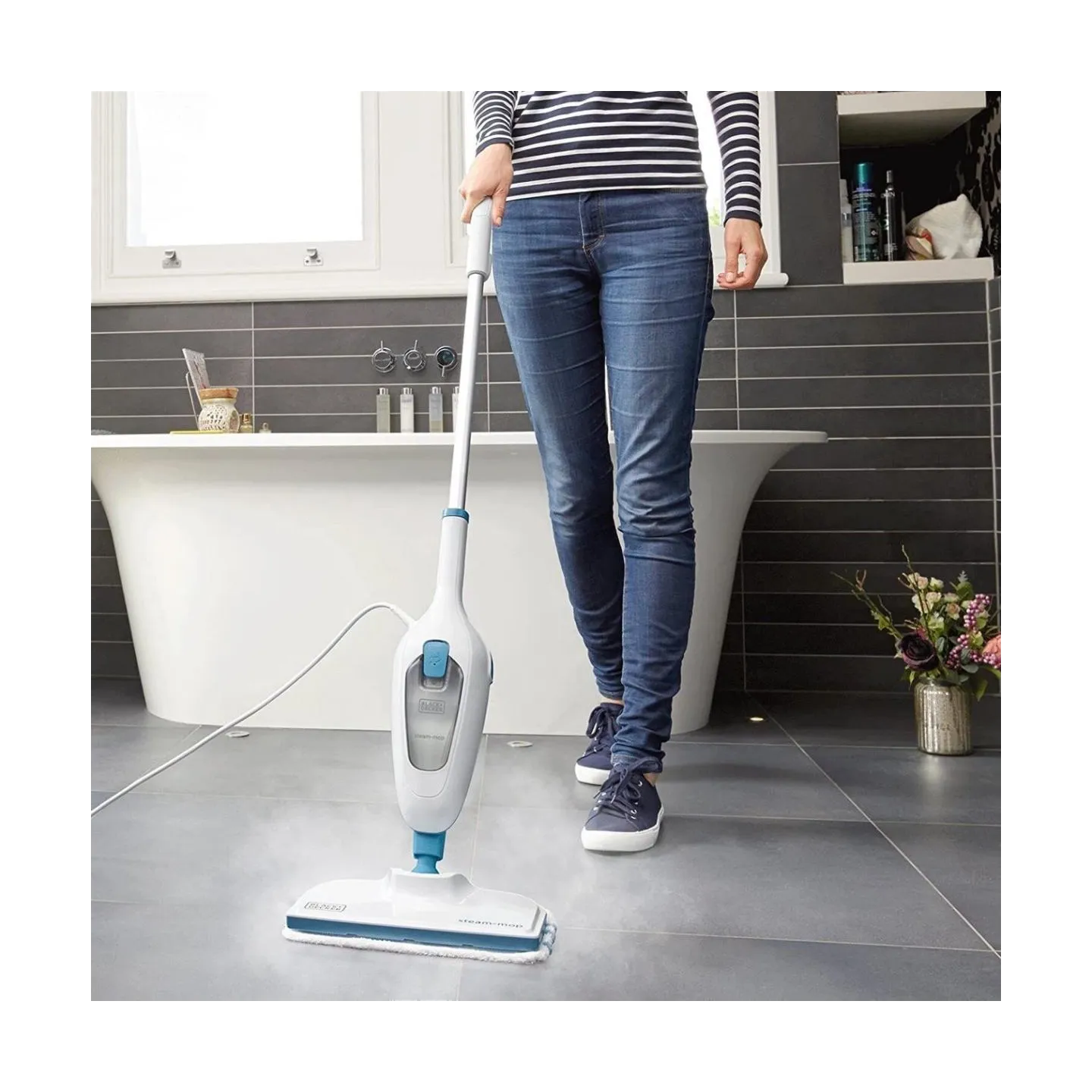 Black & Decker | Steam Mop | FSMH13E5-QS | Corded operating | 1300 W | White