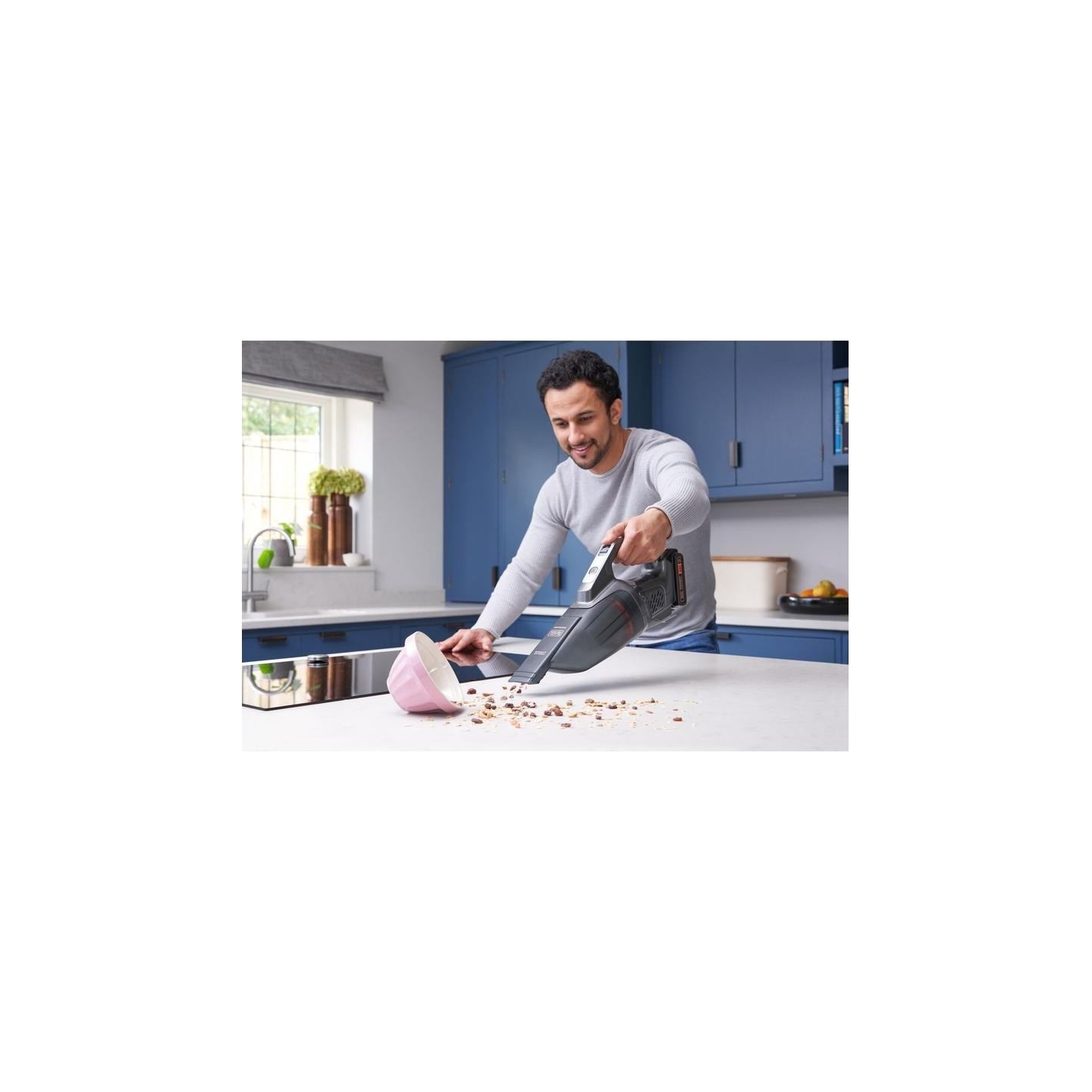 Black & Decker | Vacuum Cleaner | BCHV001B-XJ | Cordless operating | Handstick | 18 V | Operating time (max) 12 min | Grey