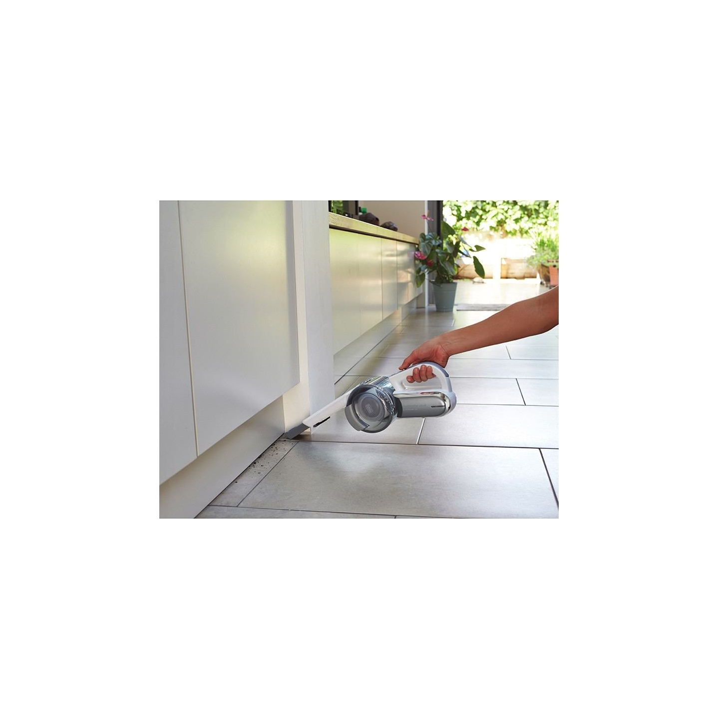 Black & Decker | Vacuum Cleaner | PV1820L-QW | Cordless operating | Handstick | 18 V | Operating time (max) 13 min | White