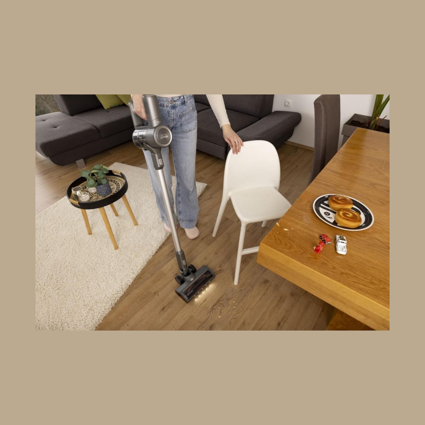 Gorenje SVC252420FFA | Vacuum Cleaner | Cordless operating | Stick/handheld | 300 W | 25.2 V | Operating time (max) 60 min | Ant