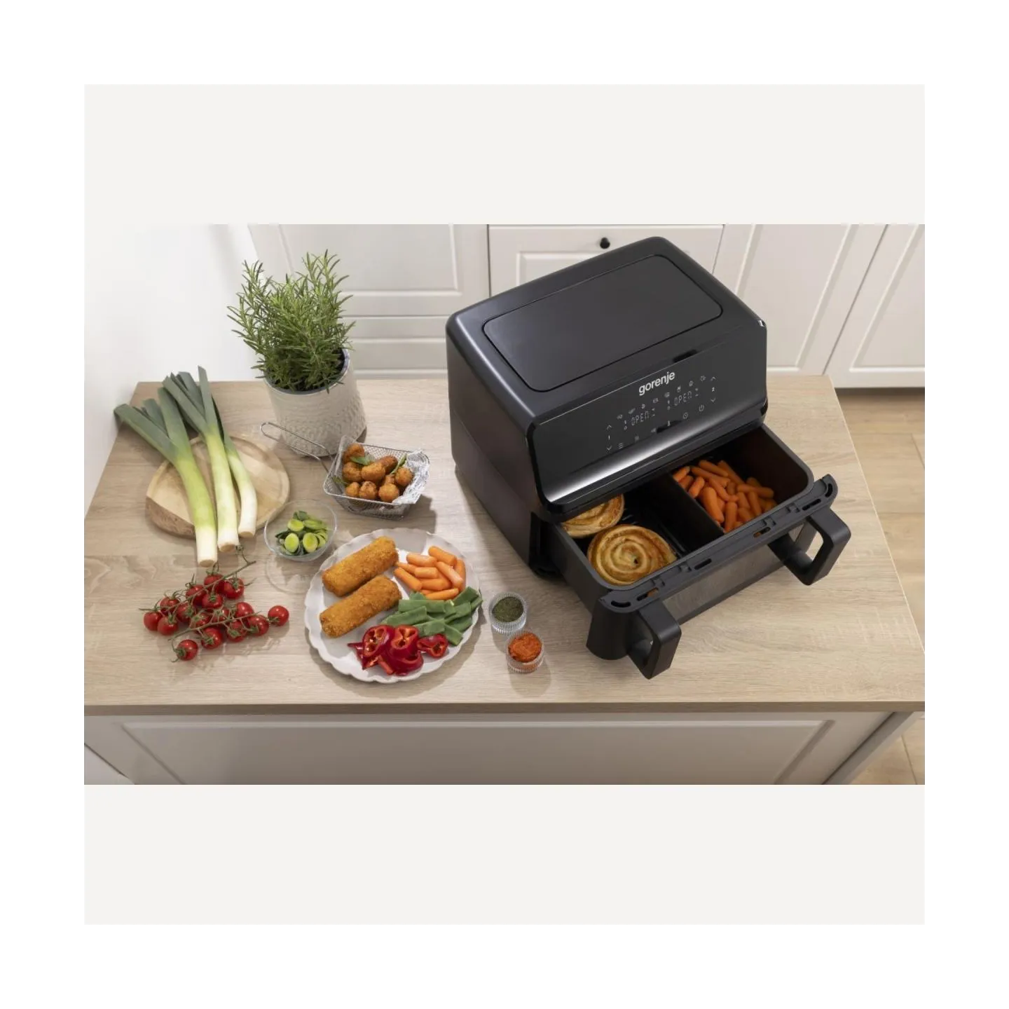 Gorenje Airfryer | AF2700BP | Power 2700 W | Capacity 9 L | Black
