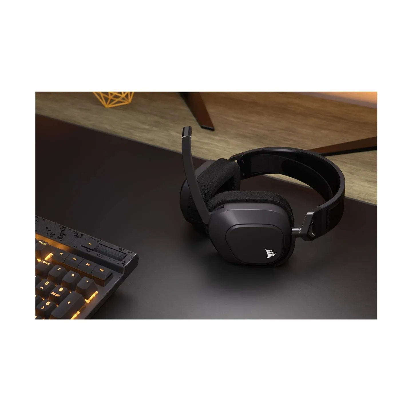 Corsair | Gaming Headset | HS80 Max | Bluetooth | Over-Ear | Wireless