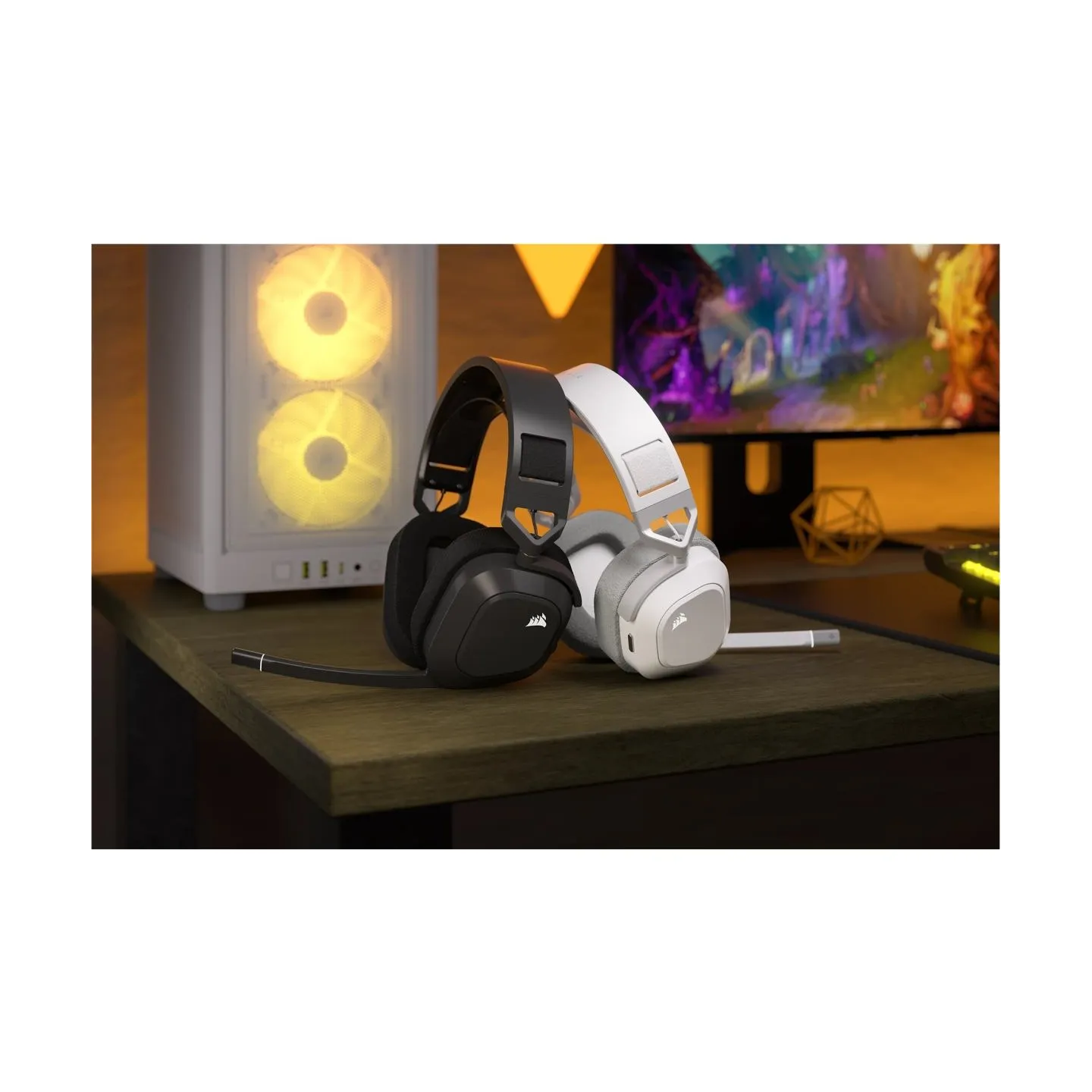 Corsair | Gaming Headset | HS80 Max | Bluetooth | Over-Ear | Wireless