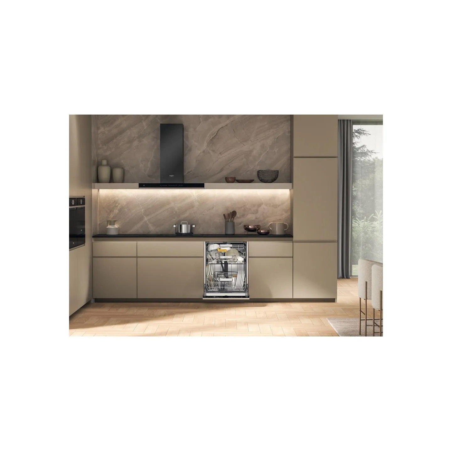 Whirlpool W8I HP42 L | Built-in | Width 60 cm | Number of place settings 14 | Number of programs 10 | Energy efficiency class C 